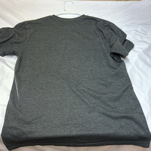 Adidas Gray and White Short Sleeve Tee - Picture 5 of 6